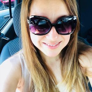 Meet your Posher, Mitzy